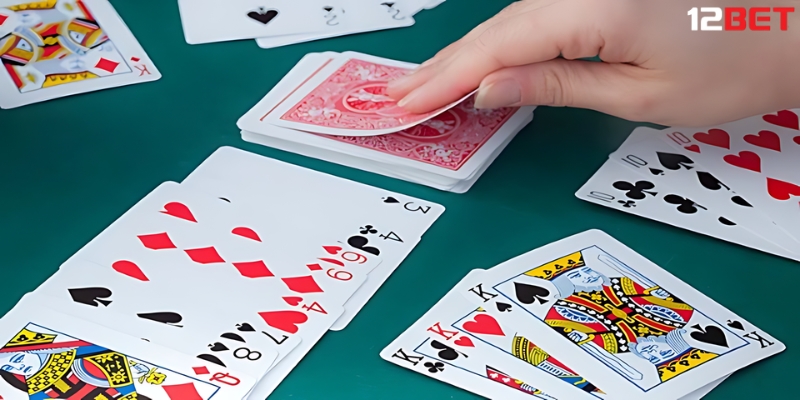 cach-xac-dinh-la-bai-chu-va-nguoi-danh-bai-dau-tien-nay-rat-ro-rang Cách xác định lá bài chủ và người đánh bài đầu tiên này rất rõ ràng
